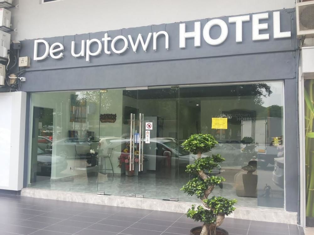 de uptown hotel ss2