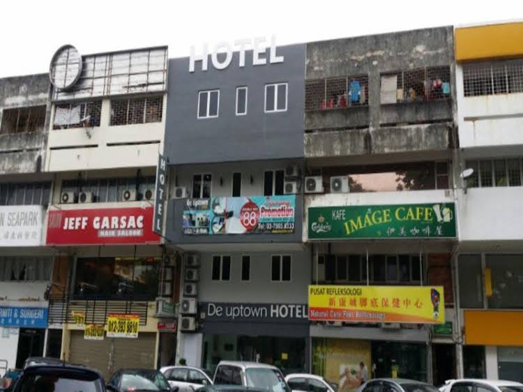 de uptown hotel ss2