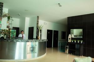 hotel central plaza medellin