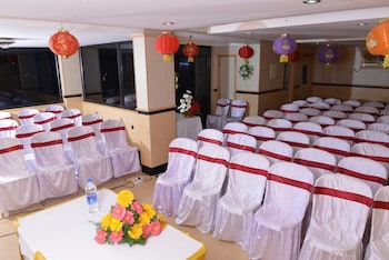 sree bharani hotels