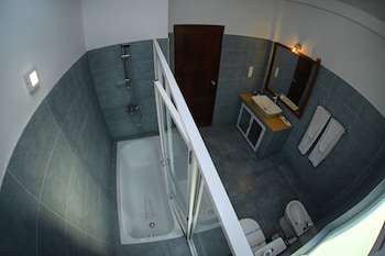 sole luna resort and spa
