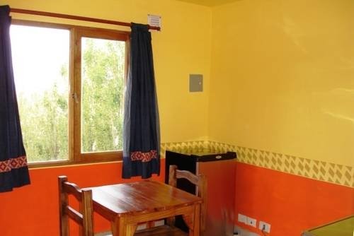 i keu ken hostel