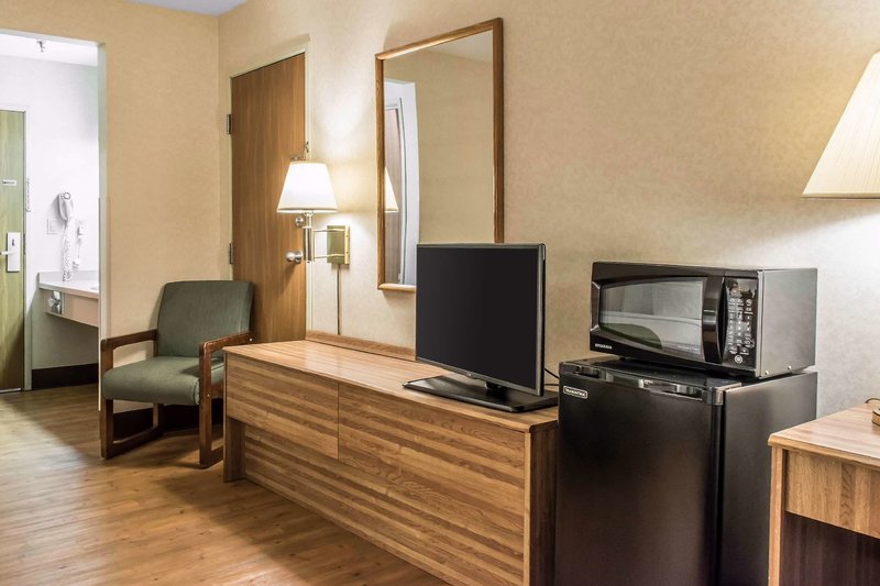 quality inn arena