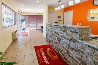 Econo Lodge Near Motor Speedway,Virginia>>Bristol,2 star
