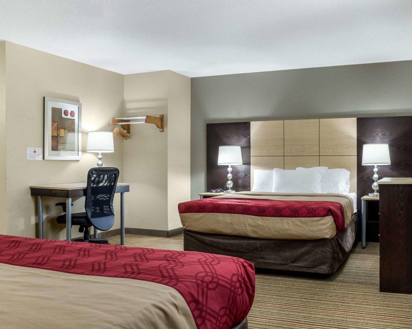 econo lodge grand forks