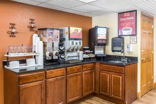 Econo Lodge Inn & Suites Gatlinburg At The Convention Center,Gatlinburg - Pigeon Forge>>Gatlinburg,2 star