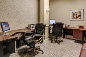 la sagueneenne hotel et centre de congres