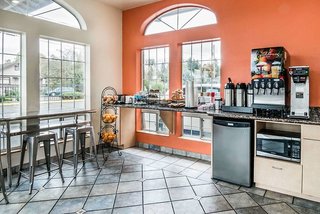 Econo Lodge Portland Airport,Multnomah County>>Multnomah,2 star