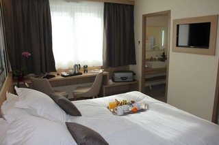 Brit Hotel Montargis,In The Business District,3 star