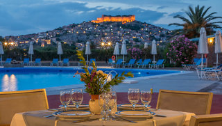 delfinia hotel and bungalows