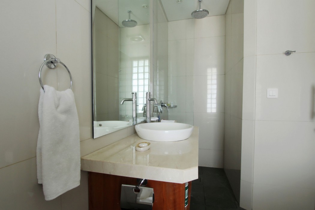 aq va hotel and villas seminyak