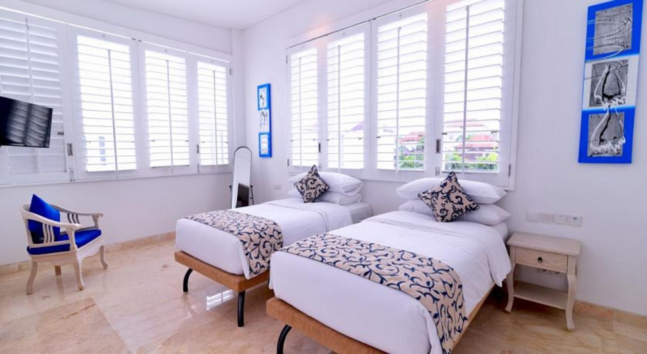 aq va hotel and villas seminyak