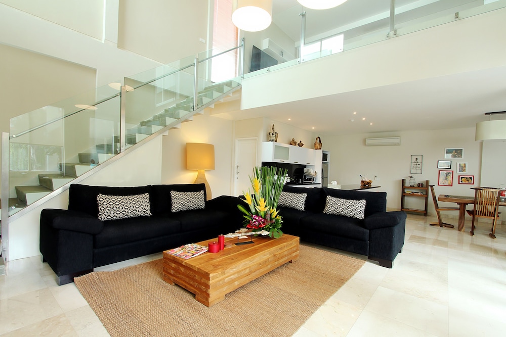 aq va hotel and villas seminyak