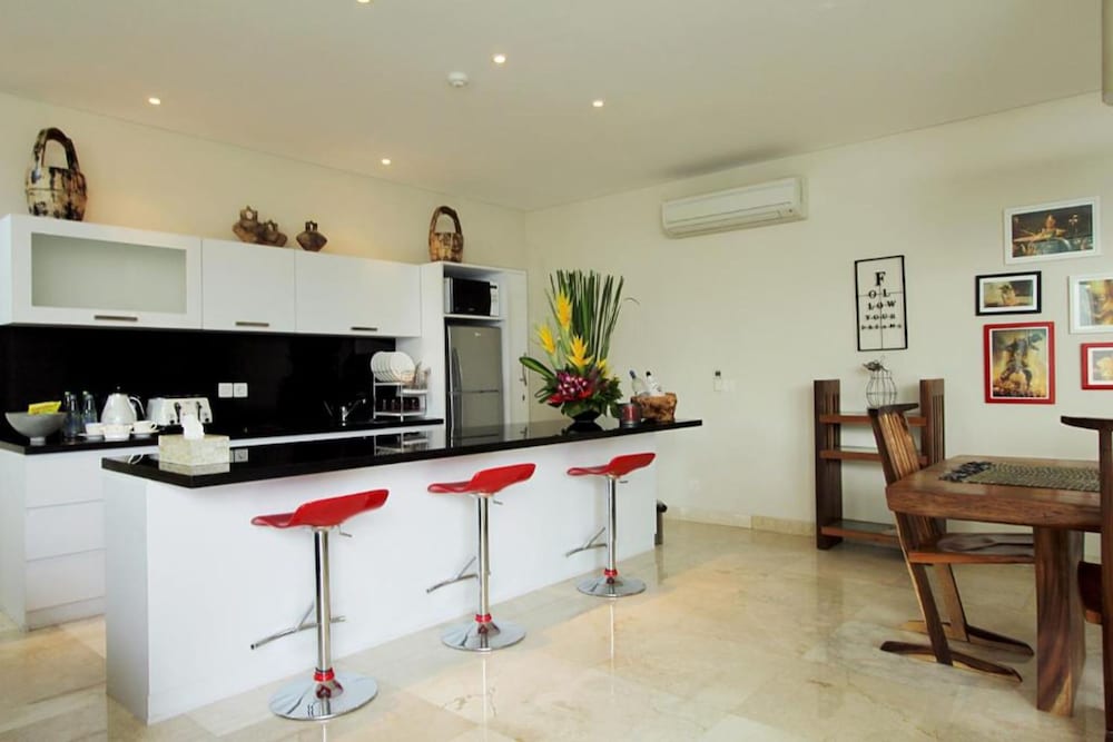 aq va hotel and villas seminyak