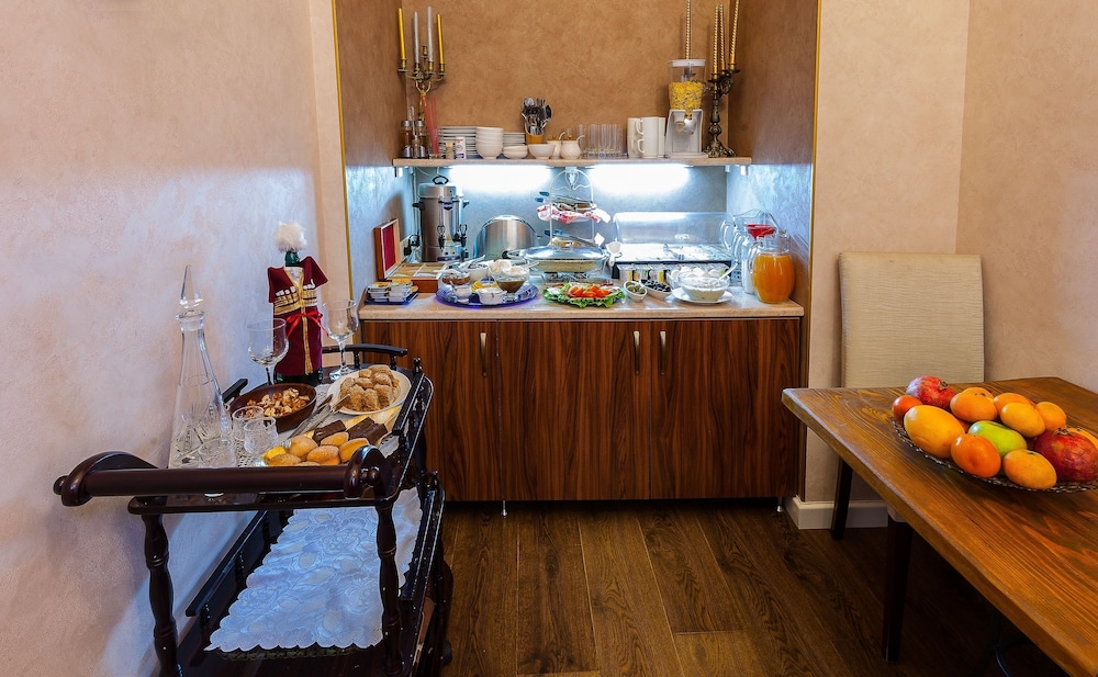 hotel rustaveli