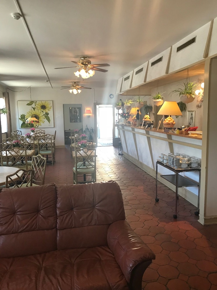hotel chaplin