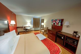 Red Roof Plus+ Henderson,Henderson>>Franklinton,3 star