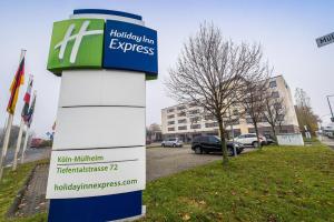 Holiday Inn Express Cologne Mülheim By Ihg,Leverkusen>>Cologne,3 star