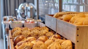 holiday inn express cologne mulheim by ihg