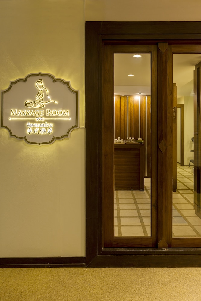 asia hotels group poonpetch chiangmai