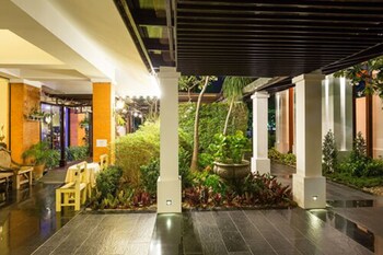 asia hotels group poonpetch chiangmai