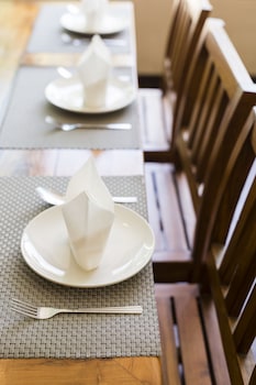 asia hotels group poonpetch chiangmai