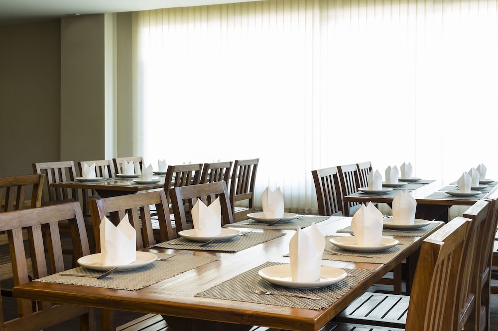 asia hotels group poonpetch chiangmai