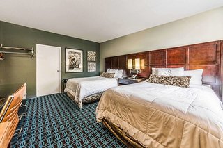 Knights Inn Montgomeryville,Horsham>>Fort Washington,2 star