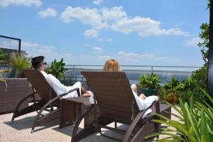 scorpios sea side hotel