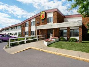 Super 8 By Wyndham Brooklyn Center/Mpls,Minneapolis>>Brooklyn Center,2 star