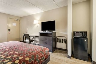 red roof inn atlanta airport ne conley