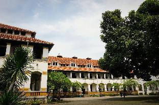 Nozz Hotel Semarang,Central Java>>Semarang,3 star