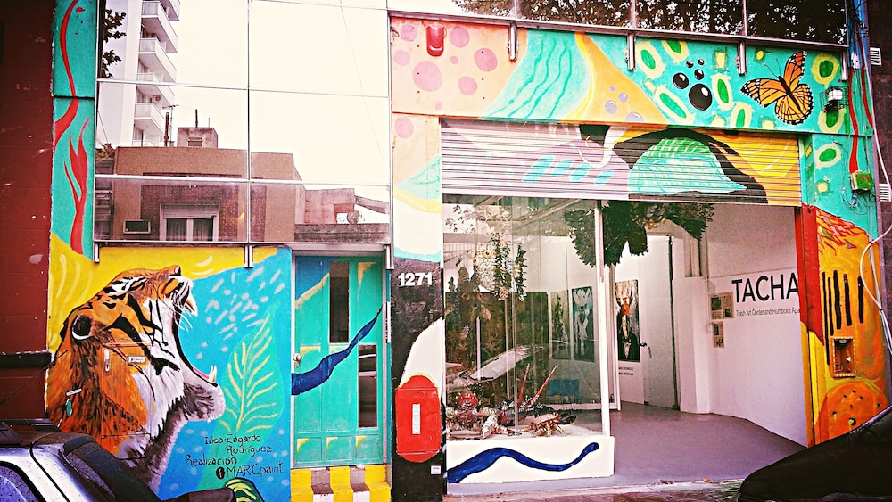 tacha apartments