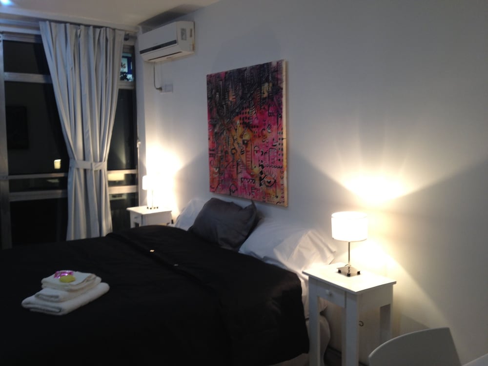 tacha apartments