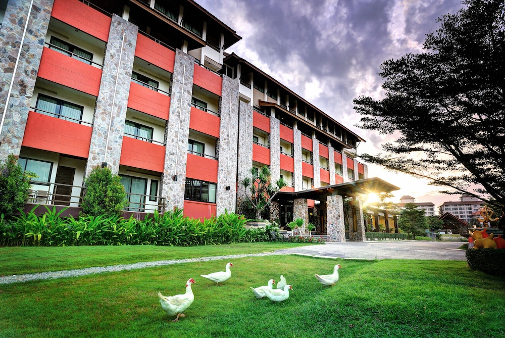 the charm boutique resort and hotel