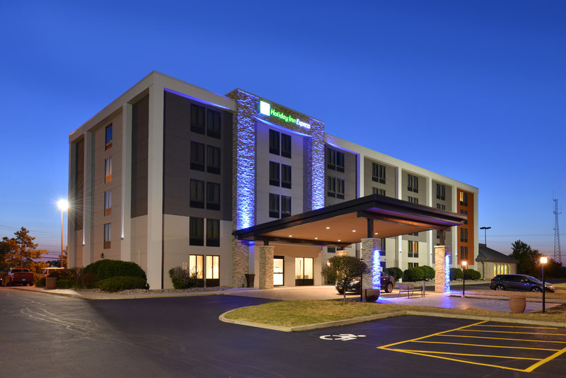 holiday inn express rochester university area by ihg