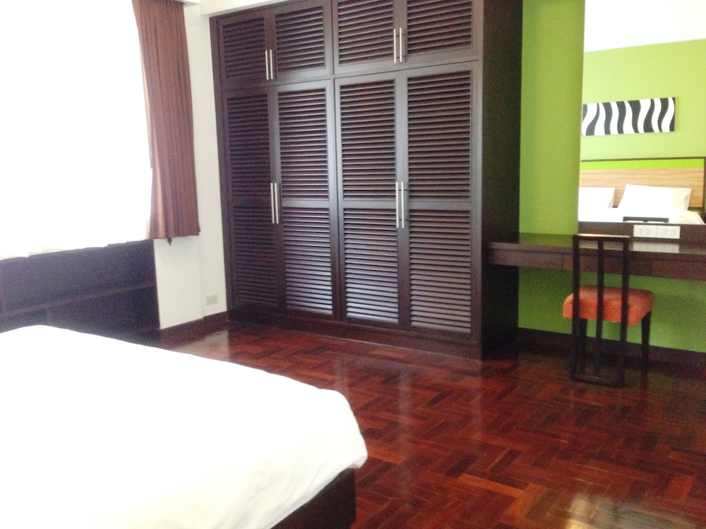 Pt Court,Pathumwan>>Bangkok,3 star