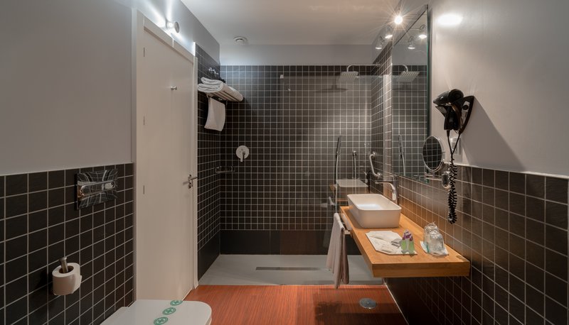 Hotel Zenit Coloquio