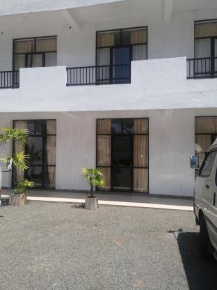green shadows beach hotel
