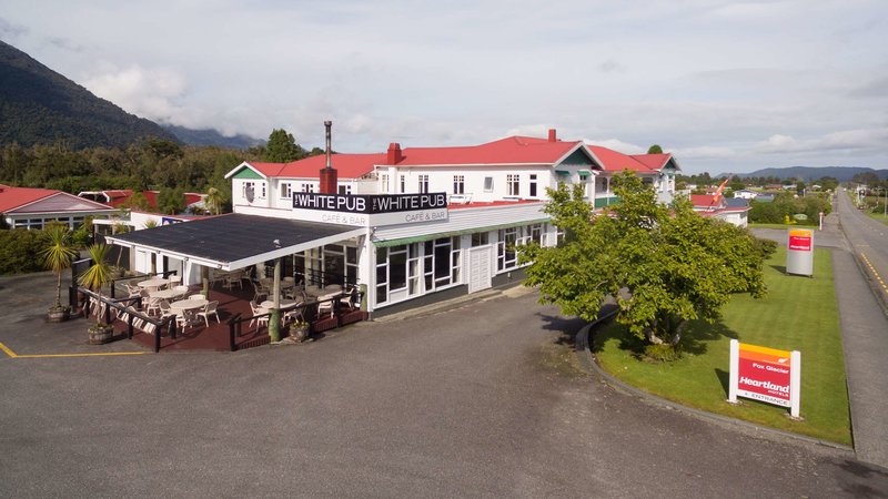 heartland hotel fox glacier