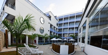 happy hotel ponta negra