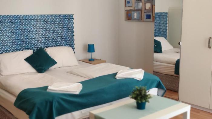 Agape Apartments,Akacfa Utca 12,3 star