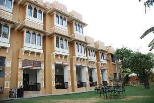 Hotel Pratap Palace