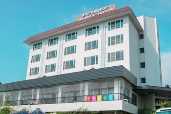 Hotel&Resort Yamanouchi Hills,Nagano Prefecture>>Nagano,2.5 star