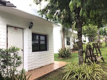 baan aunrak koh chang