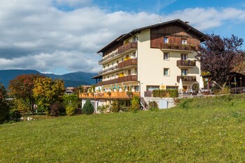 Albergo Bucaneve,Borgo D'anaunia>>Bolzano,3 star