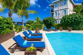 Fountain Anguilla,Island Harbour>>Anguilla,3.5 star