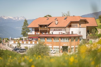 Hotel Amaten,Chinoy Road,4 star