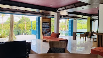 Samui Makkala Resort,Near Big Buddha Statue,3 star