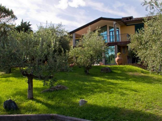 Hotel Villa Cesi